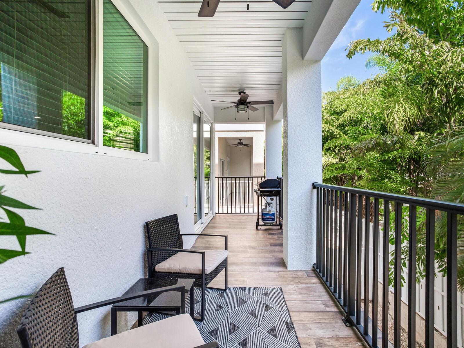 Image 16 of 51 For 156 175th Avenue E