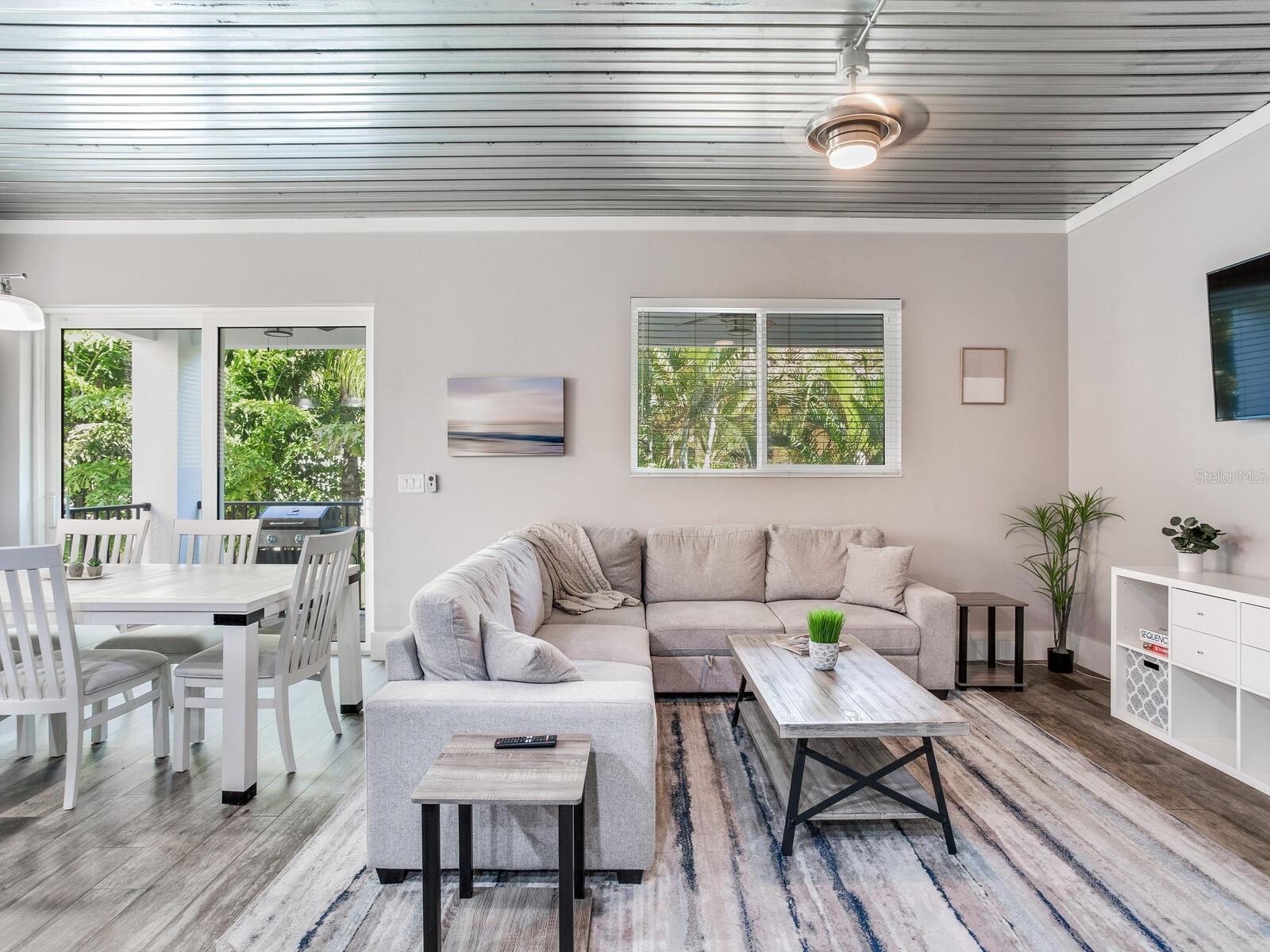 Image 6 of 51 For 156 175th Avenue E