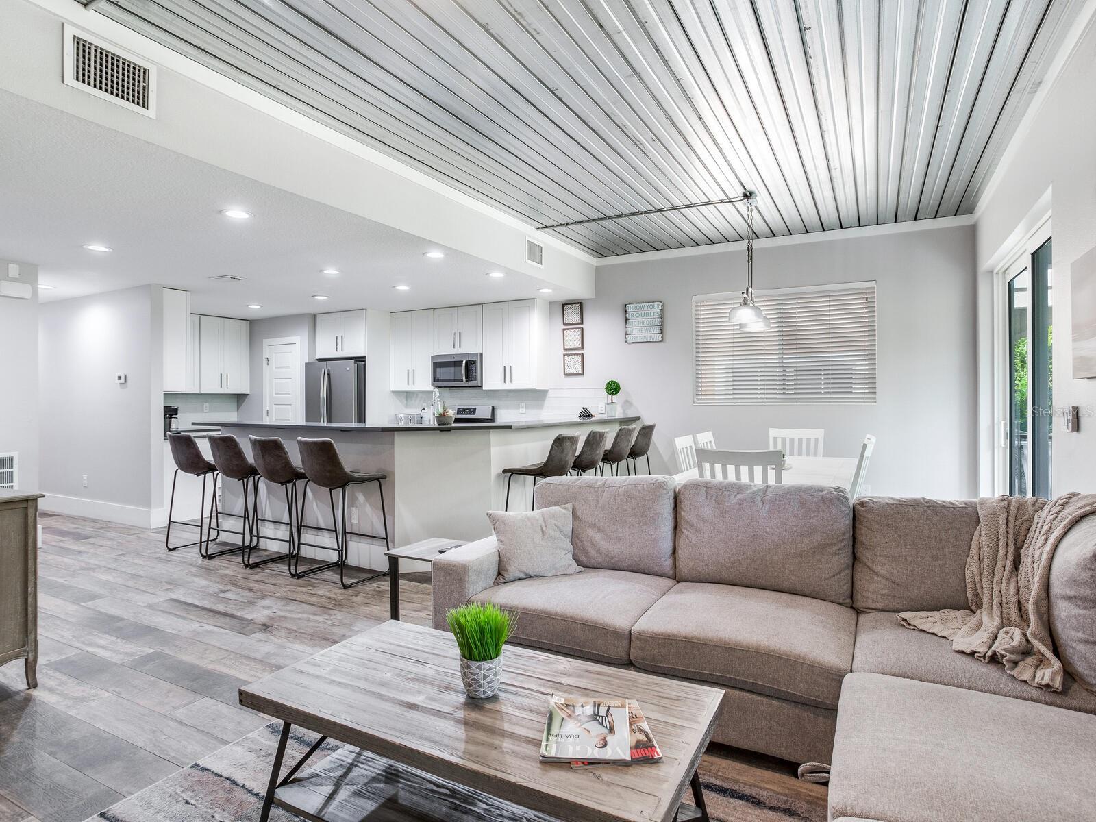 Image 8 of 51 For 156 175th Avenue E