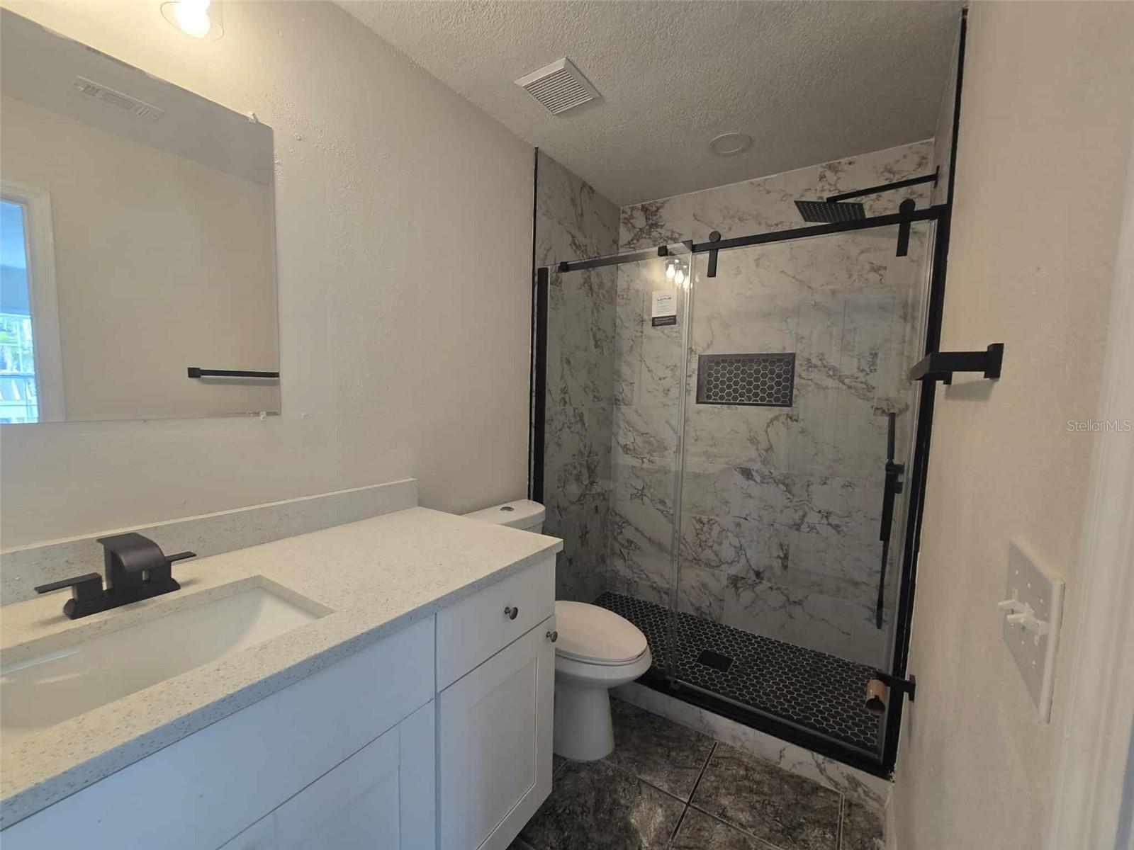 Image 10 of 19 For 4302 Venice Drive