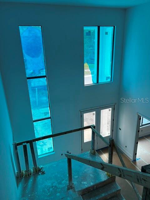 Listing photo id 4 for 4503 Longfellow Avenue