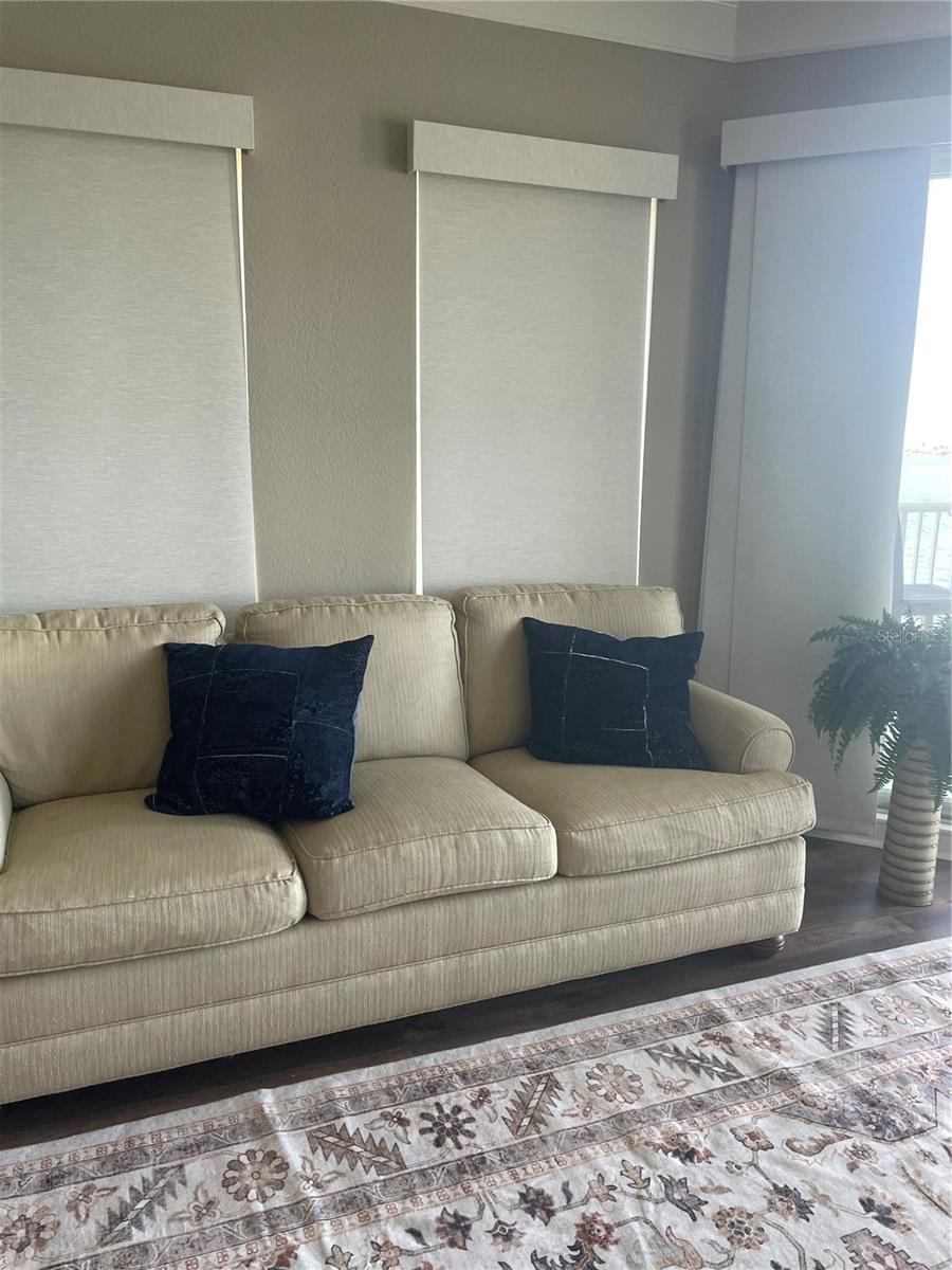 Image 11 of 24 For 6025 Sun Boulevard 201
