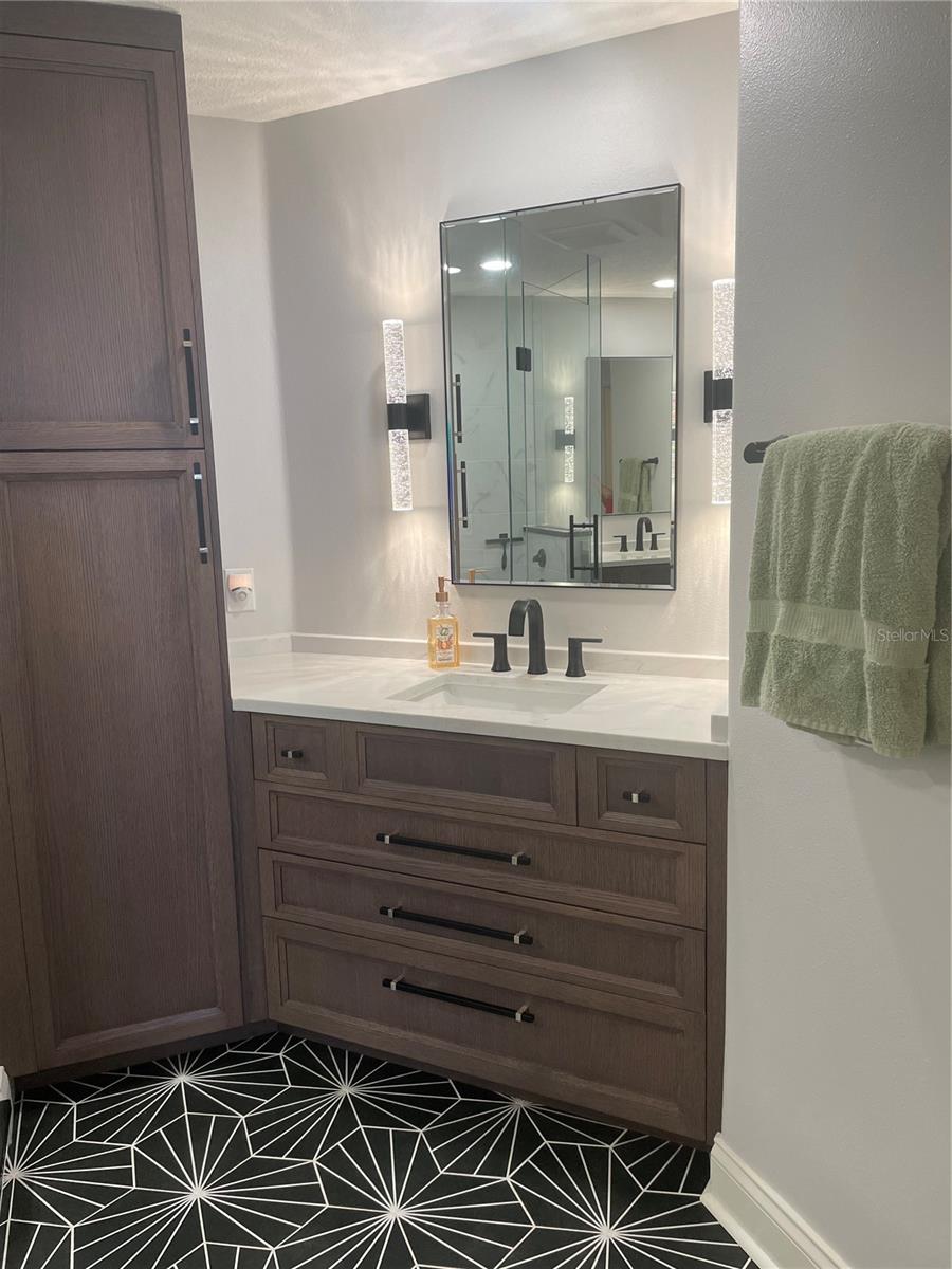 Image 24 of 24 For 6025 Sun Boulevard 201