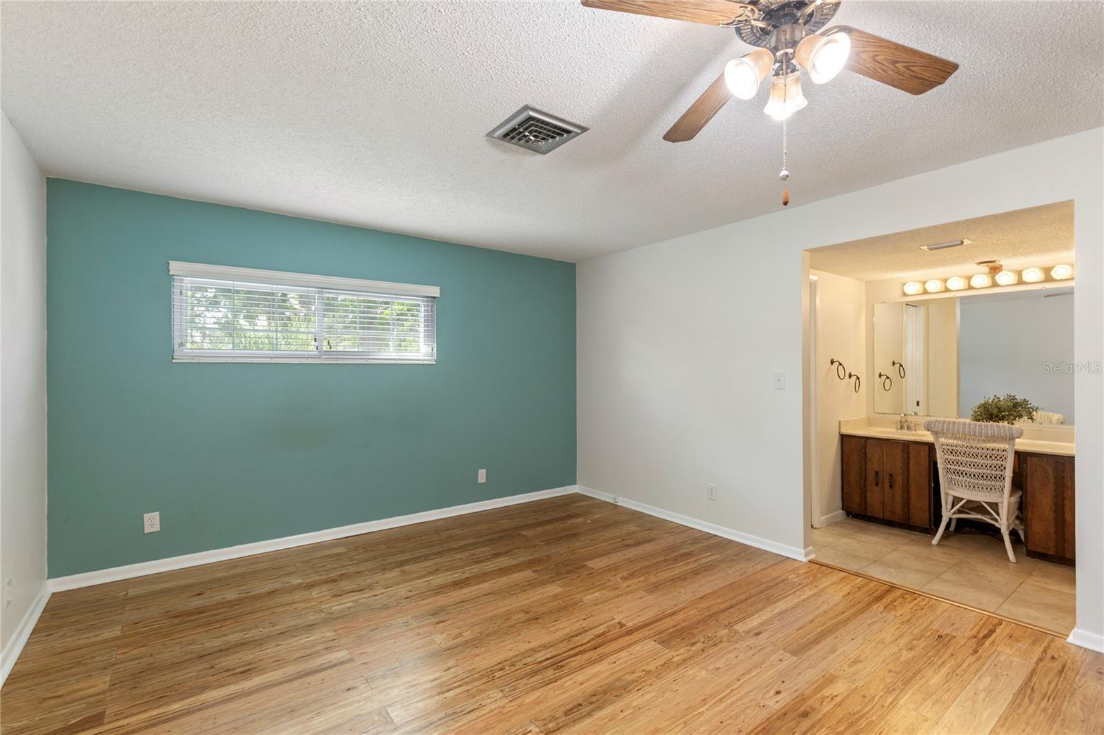 Image 18 of 40 For 315 132nd Avenue