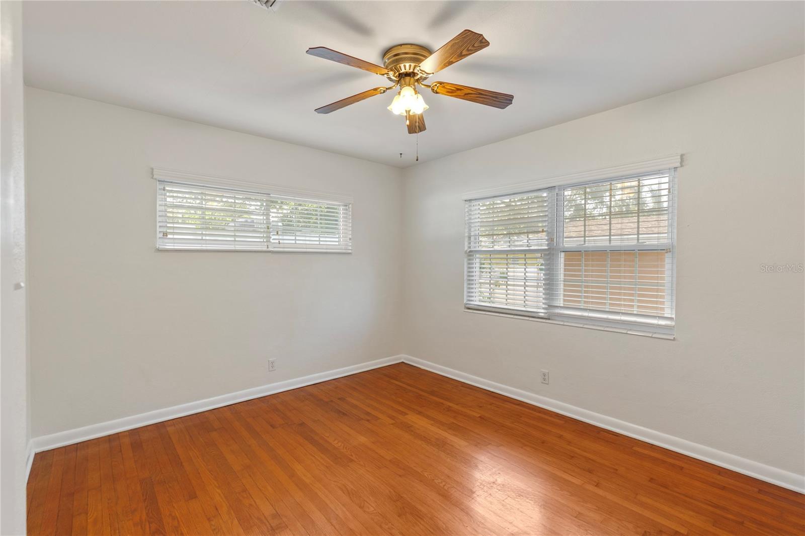 Image 29 of 40 For 315 132nd Avenue