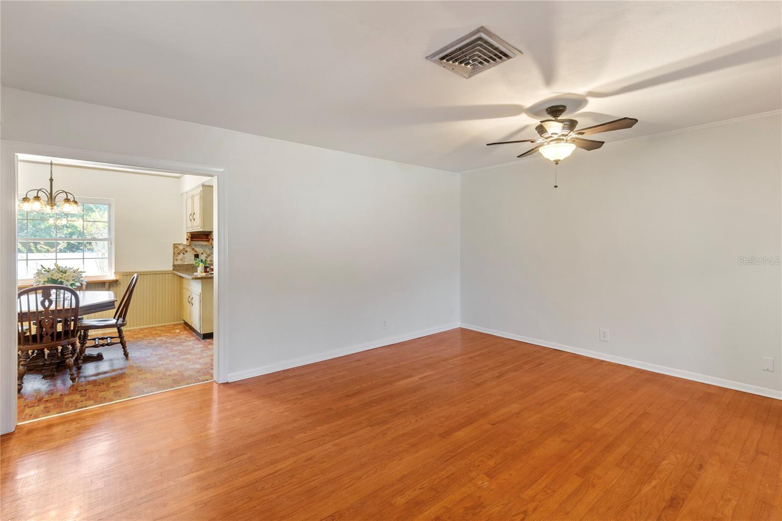 Image 7 of 40 For 315 132nd Avenue