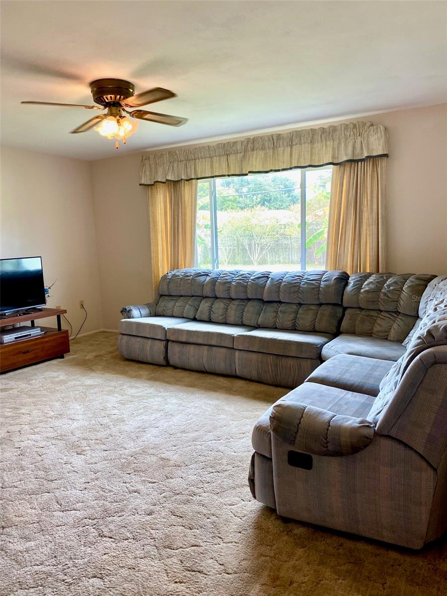 Image 10 of 28 For 1522 Nursery Road