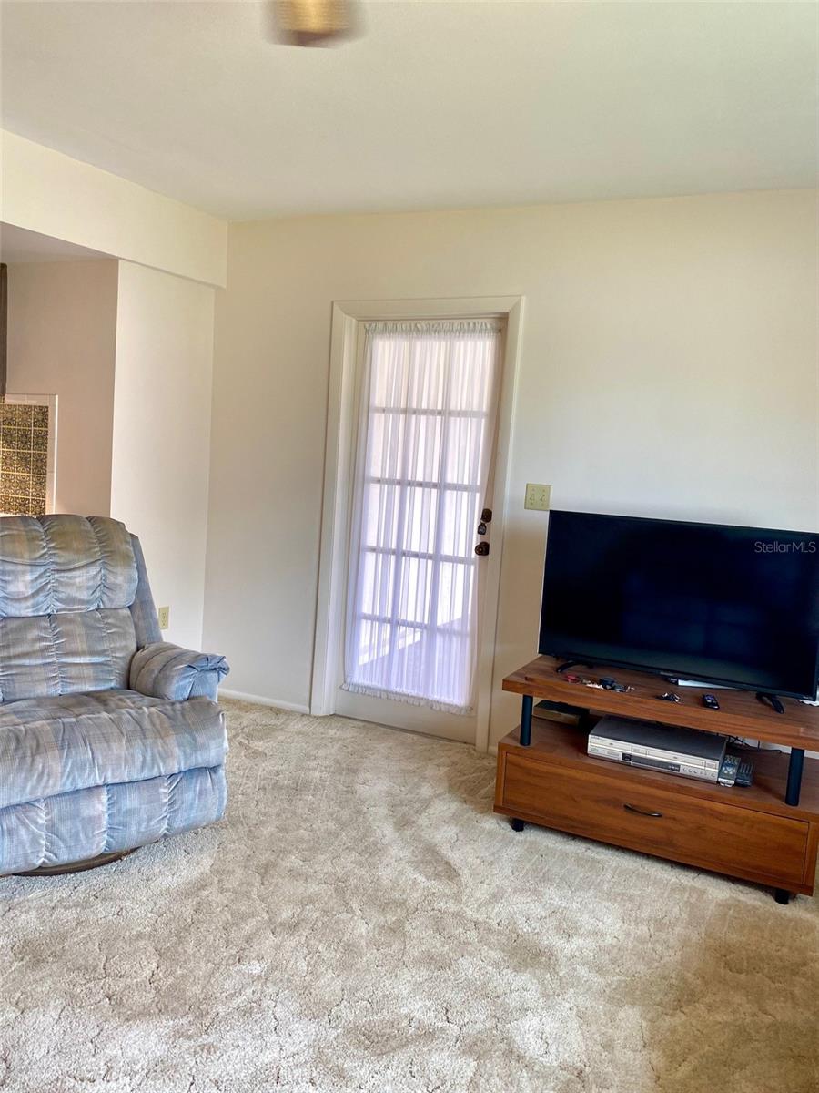 Image 11 of 28 For 1522 Nursery Road