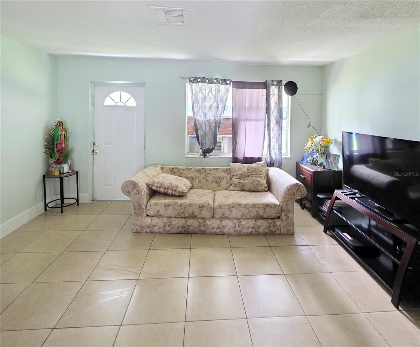 Image 4 of 22 For 5458-5460 Tenth Avenue