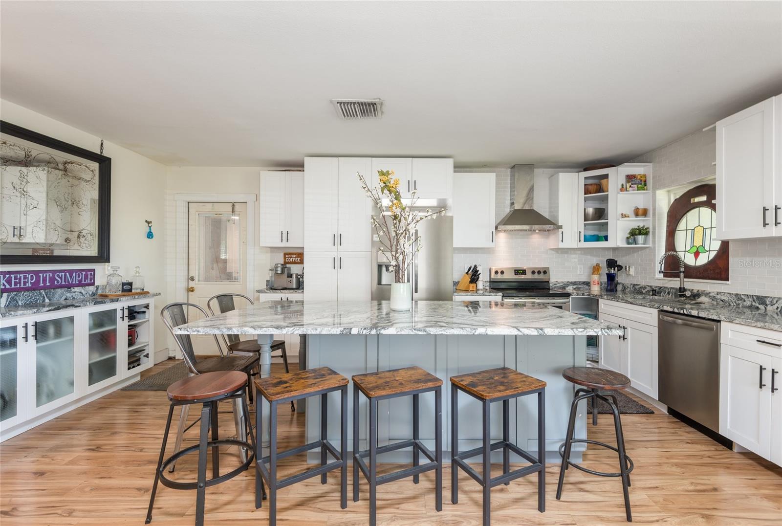 Image 7 of 32 For 3712 Clearfield Avenue