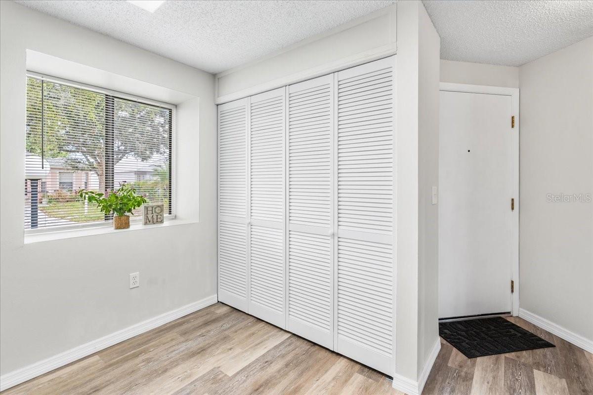 Image 35 of 40 For 6104 39th Avenue W