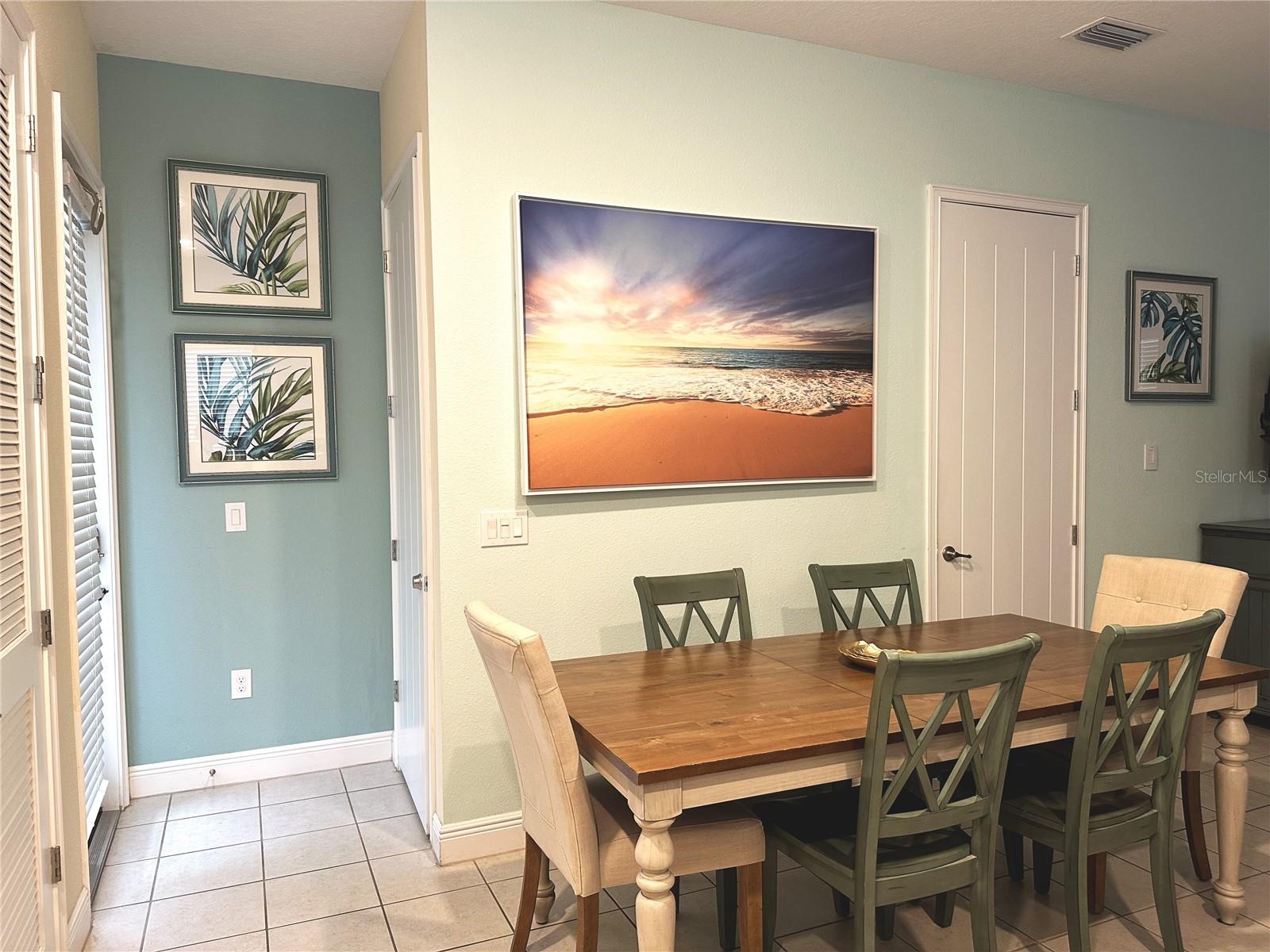 Image 5 of 18 For 8049 Dreamsicle Drive