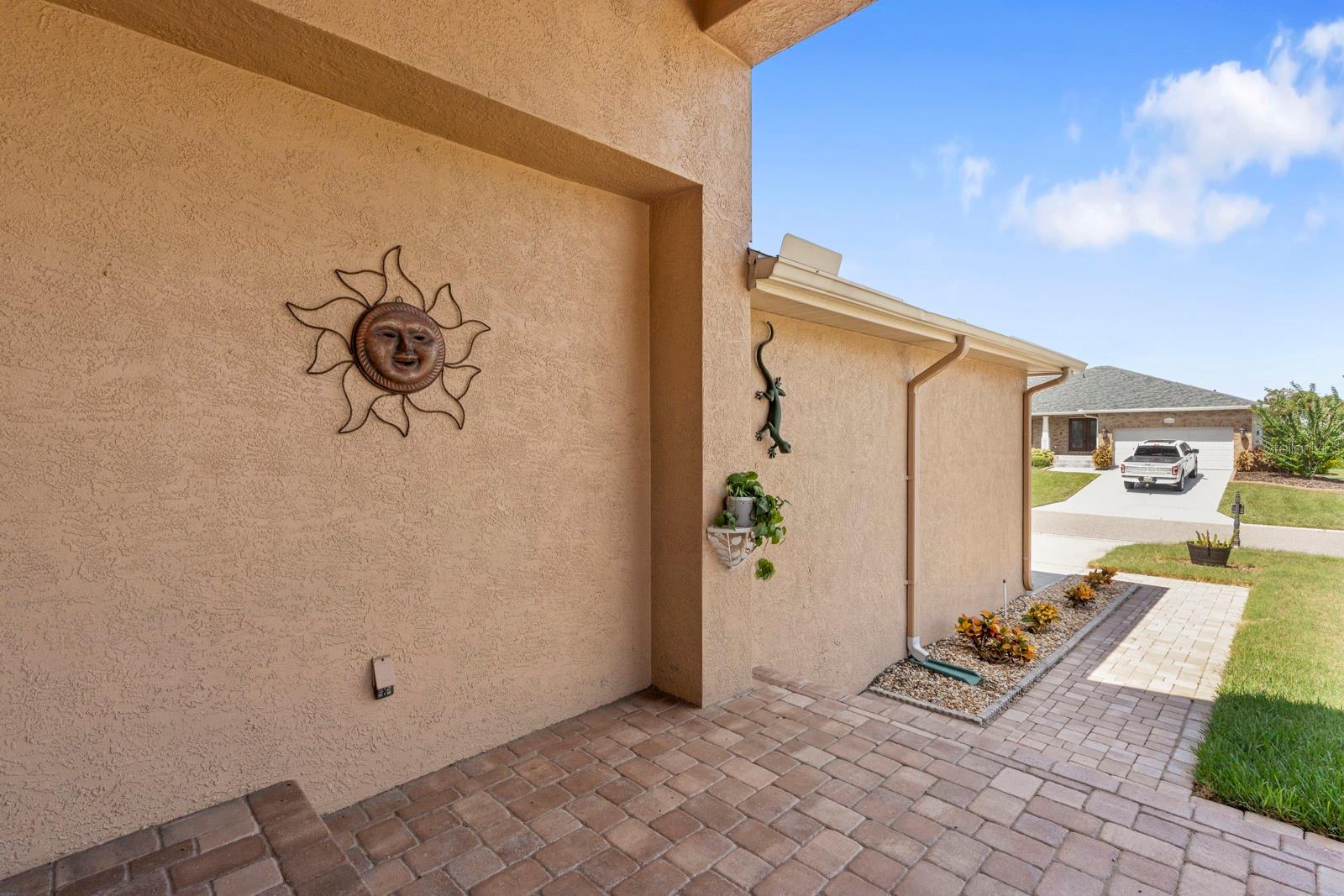 Listing photo id 20 for 830 Golf Island Drive