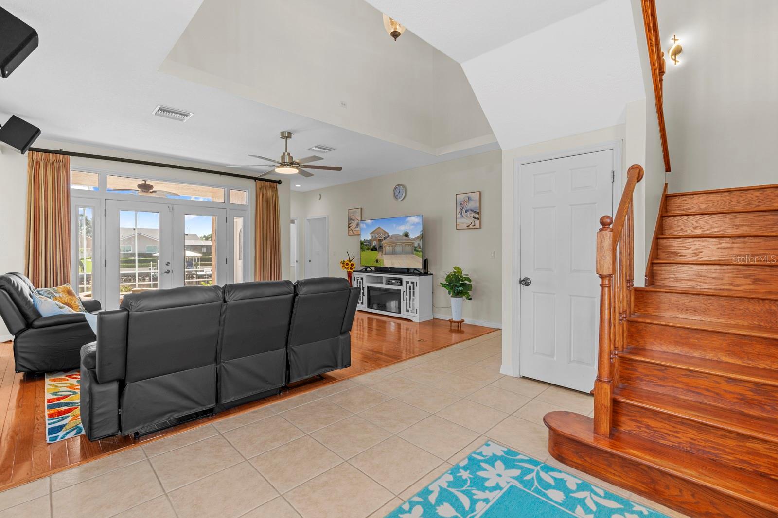 Listing photo id 21 for 830 Golf Island Drive