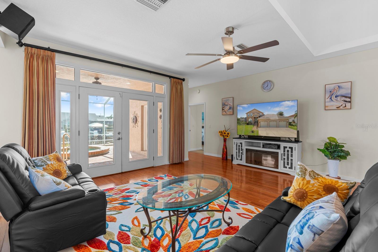 Listing photo id 23 for 830 Golf Island Drive