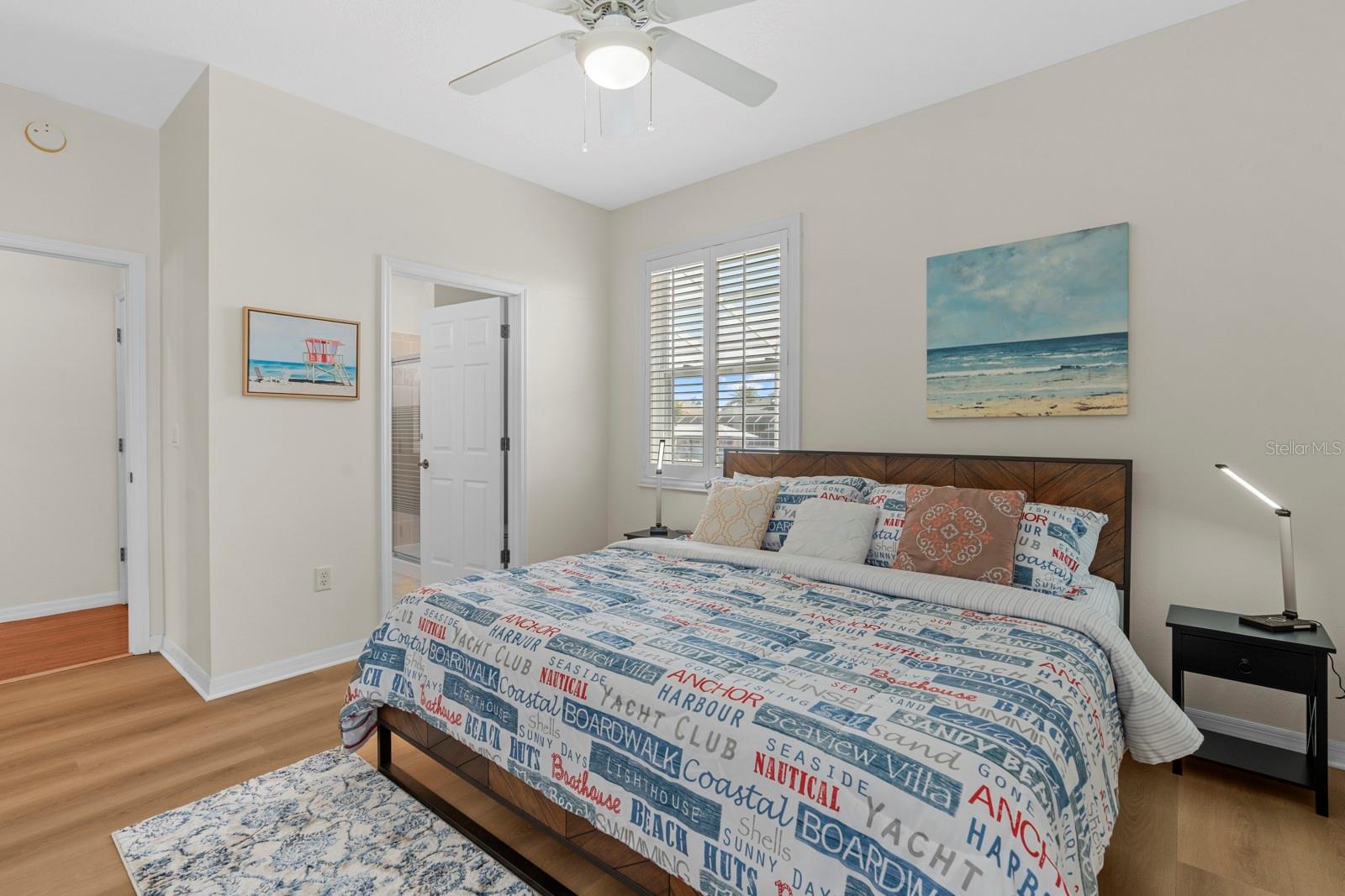 Listing photo id 38 for 830 Golf Island Drive
