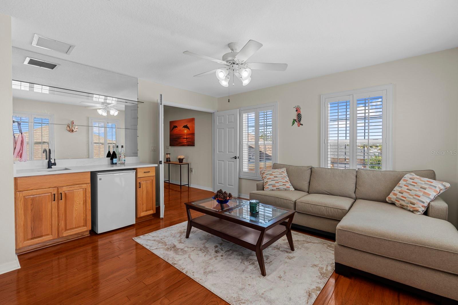 Listing photo id 53 for 830 Golf Island Drive