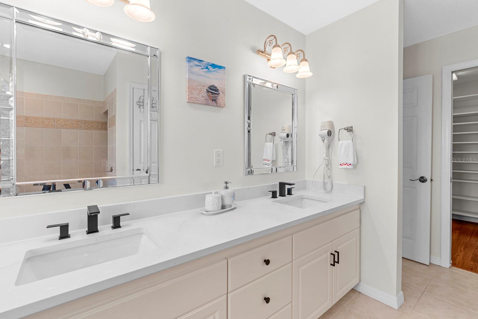 Listing photo id 62 for 830 Golf Island Drive