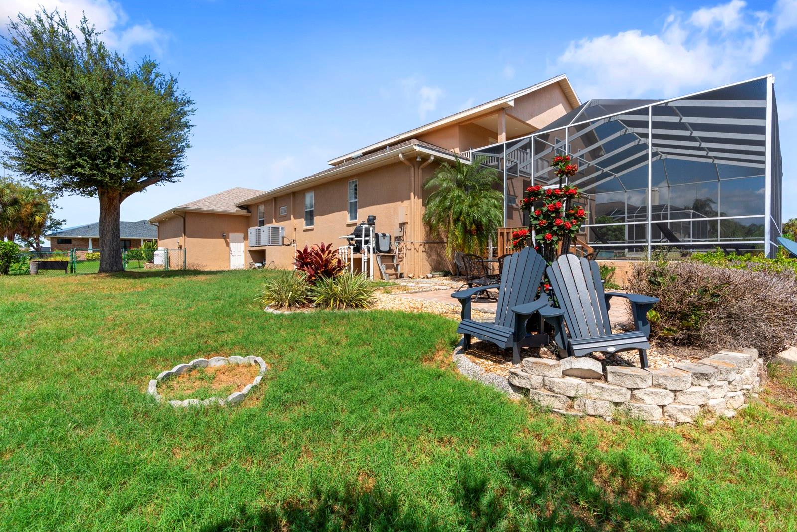 Listing photo id 77 for 830 Golf Island Drive