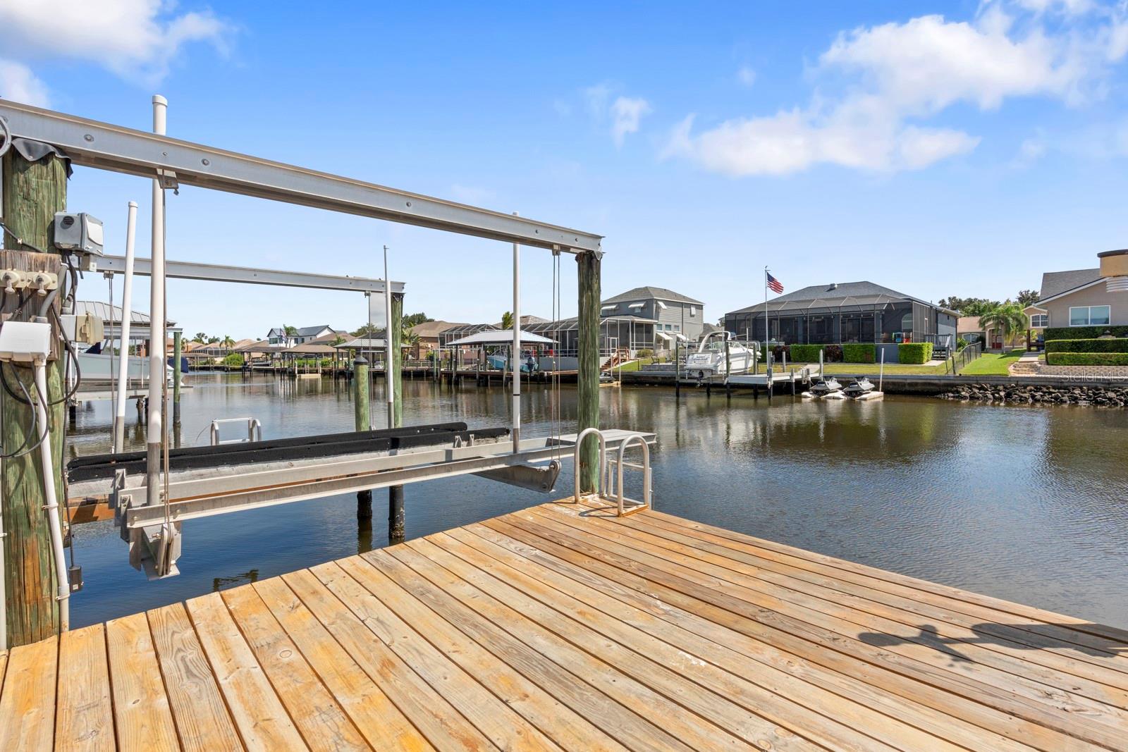 Listing photo id 79 for 830 Golf Island Drive