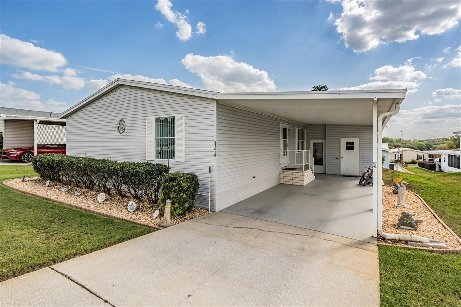 Image 16 of 70 For 37630 Landis Avenue