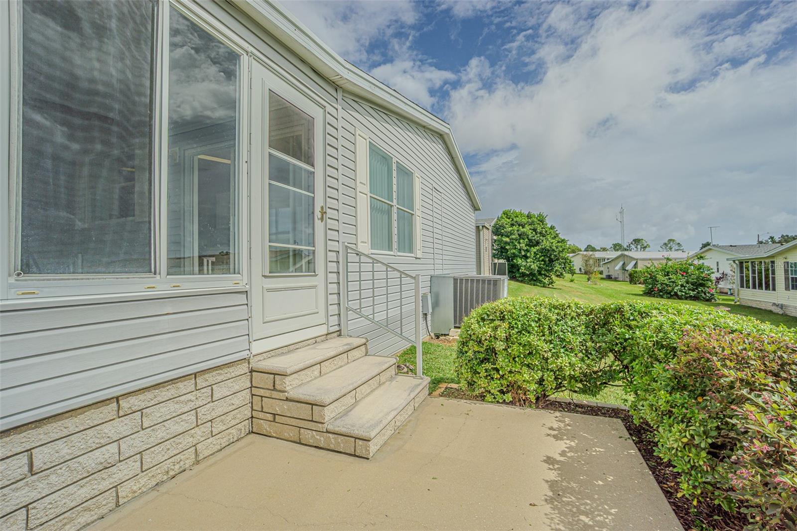 Image 46 of 70 For 37630 Landis Avenue