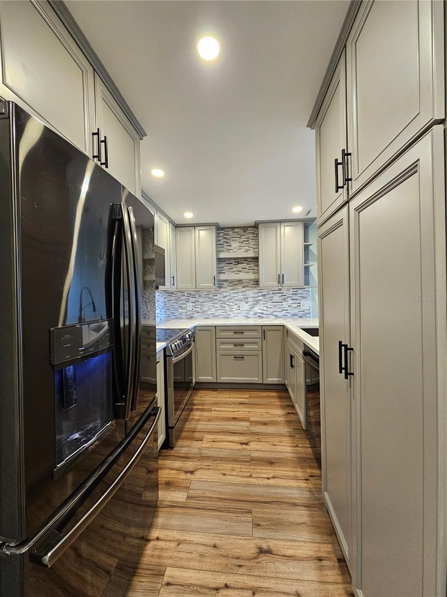 Image 2 of 29 For 4141 Bayshore Boulevard 1603