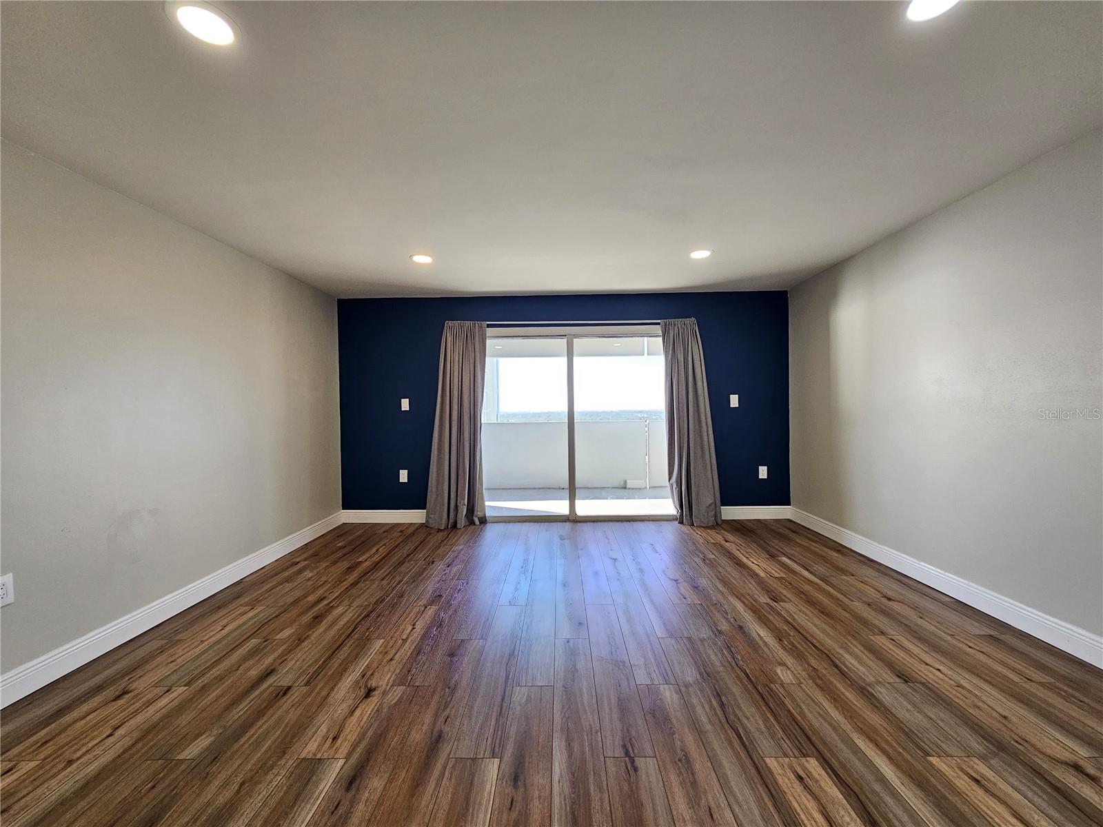 Image 20 of 29 For 4141 Bayshore Boulevard 1603