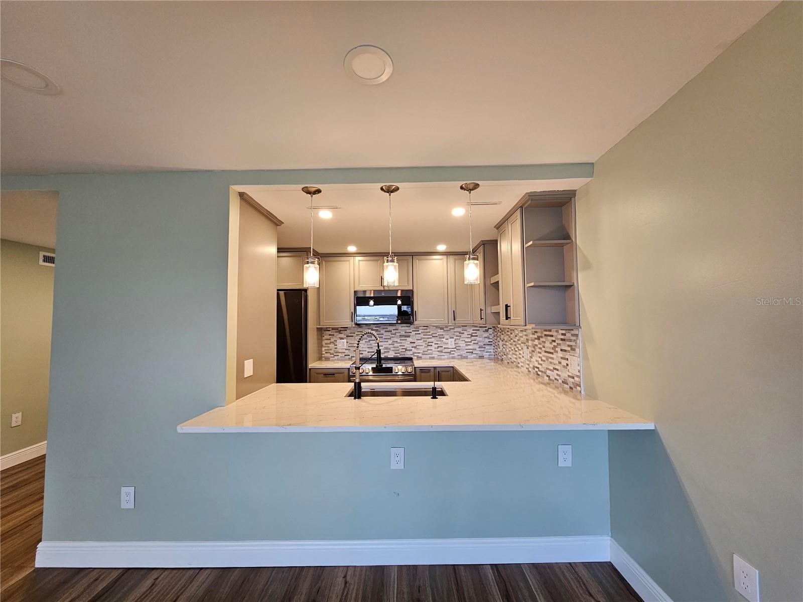 Image 6 of 29 For 4141 Bayshore Boulevard 1603