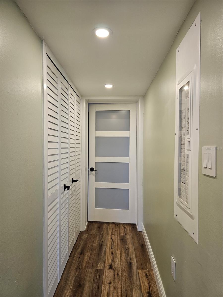 Image 9 of 29 For 4141 Bayshore Boulevard 1603