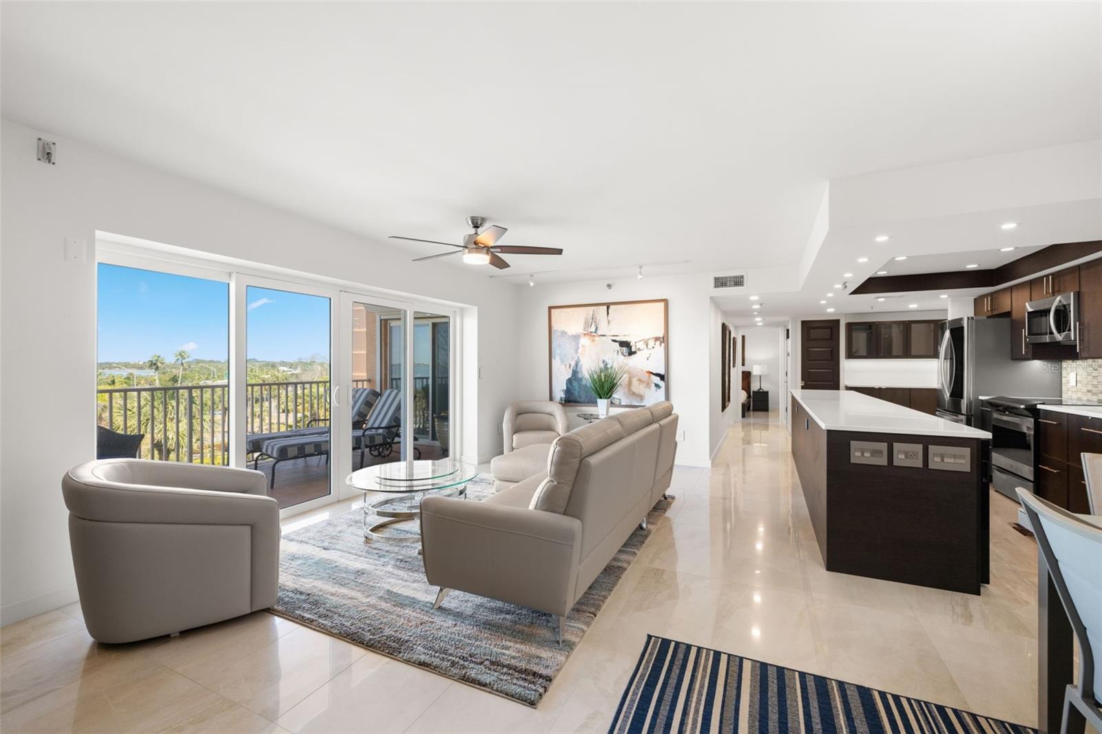 Image 14 of 41 For 7432 Sunshine Skyway Lane S 506