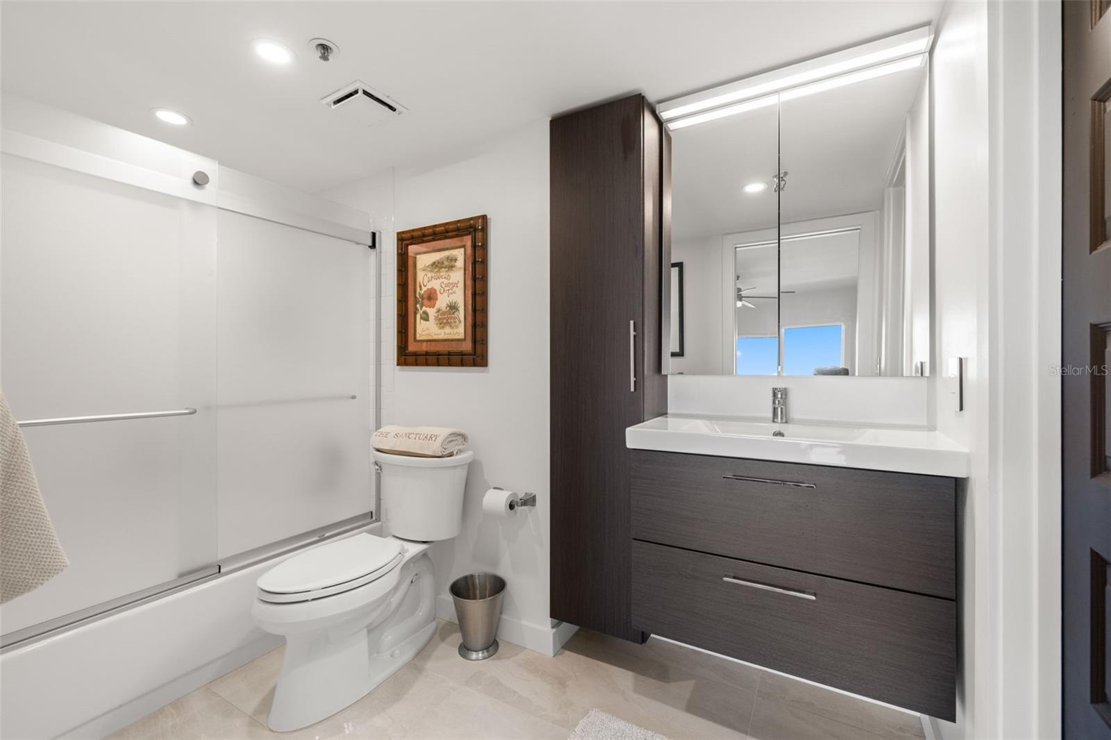Image 33 of 41 For 7432 Sunshine Skyway Lane S 506