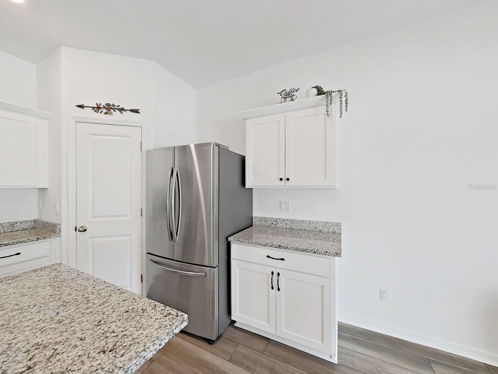 Image 18 of 44 For 38511 Honeysuckle Drive