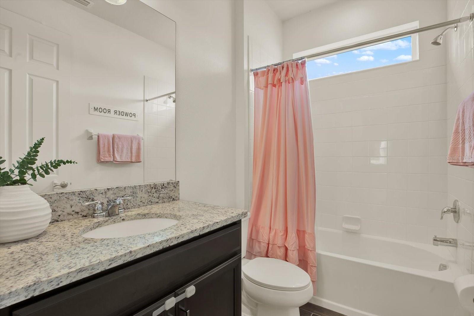 Listing photo id 20 for 6003 Milestone Drive