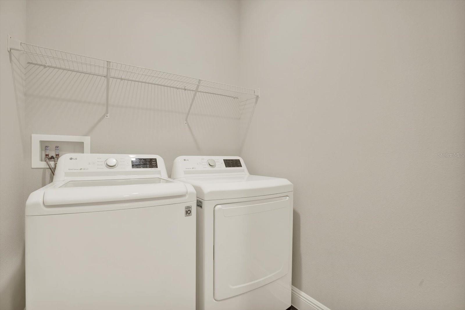 Listing photo id 26 for 6003 Milestone Drive