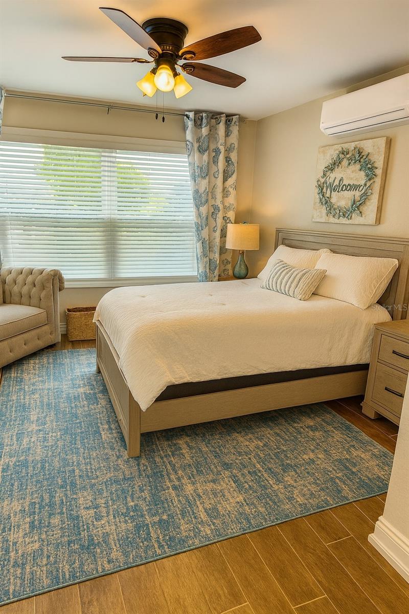 Image 17 of 25 For 242 176th Avenue E