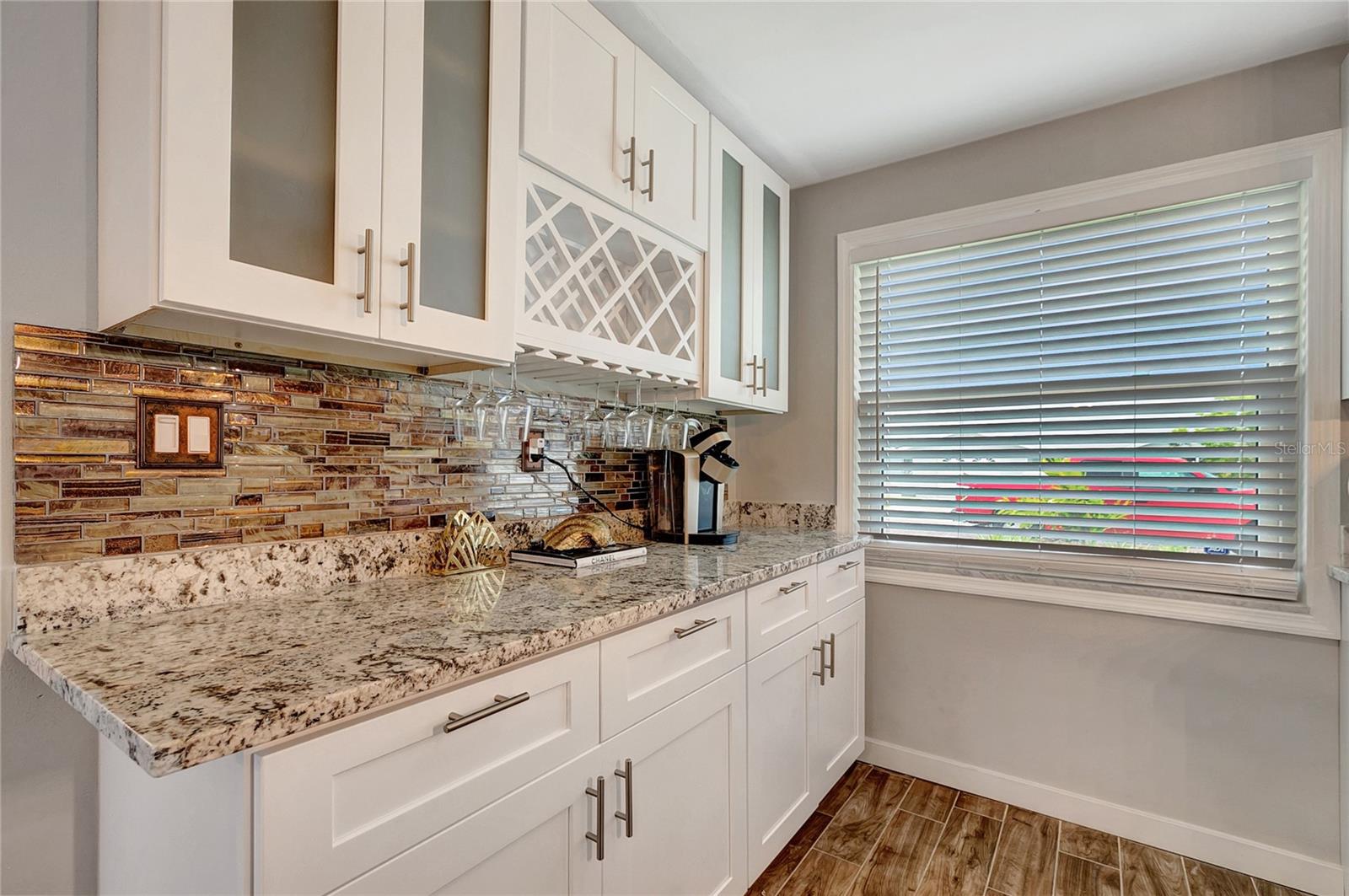 Image 8 of 25 For 242 176th Avenue E