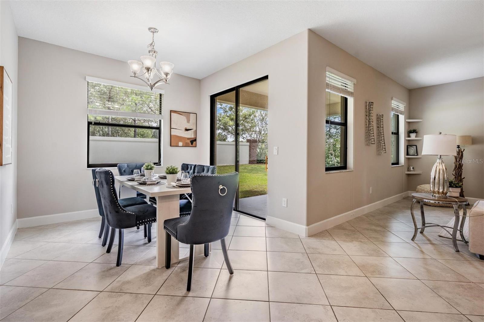 Image 14 of 45 For 10072 Victory Gallop Loop