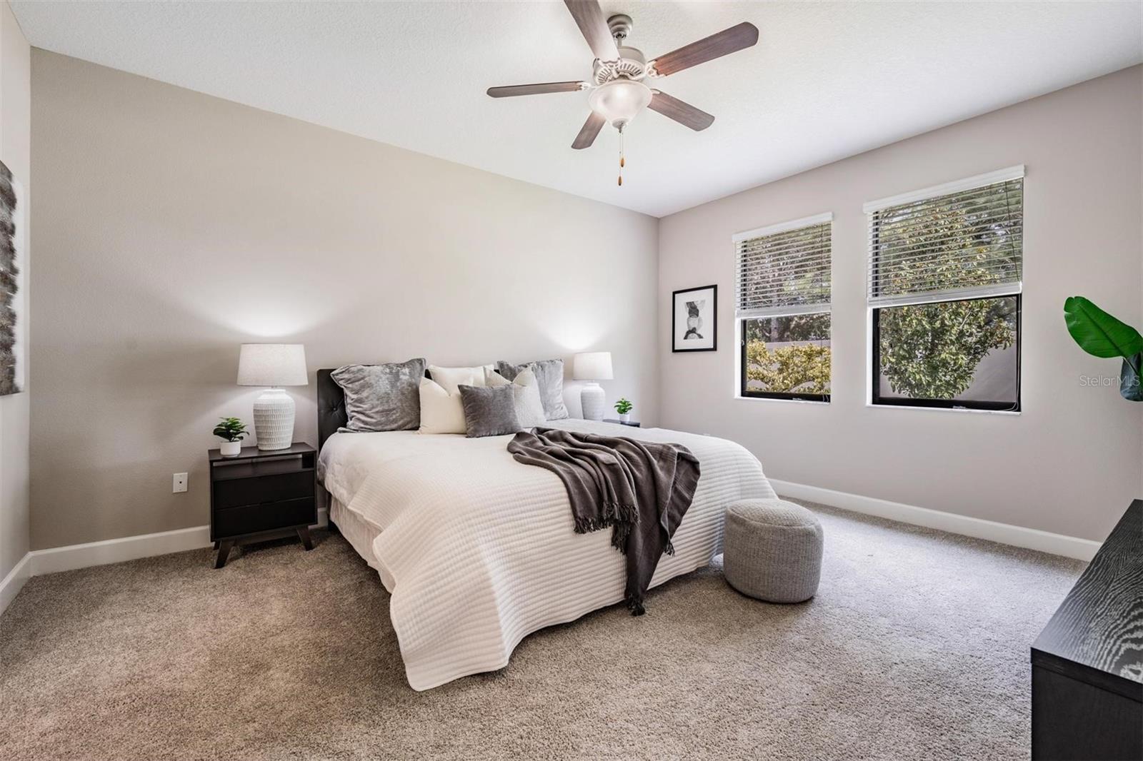 Image 18 of 45 For 10072 Victory Gallop Loop