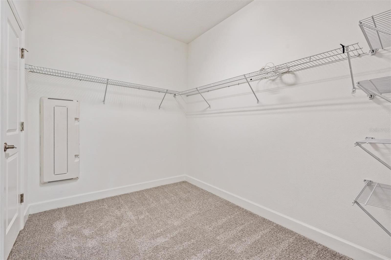 Image 23 of 45 For 10072 Victory Gallop Loop