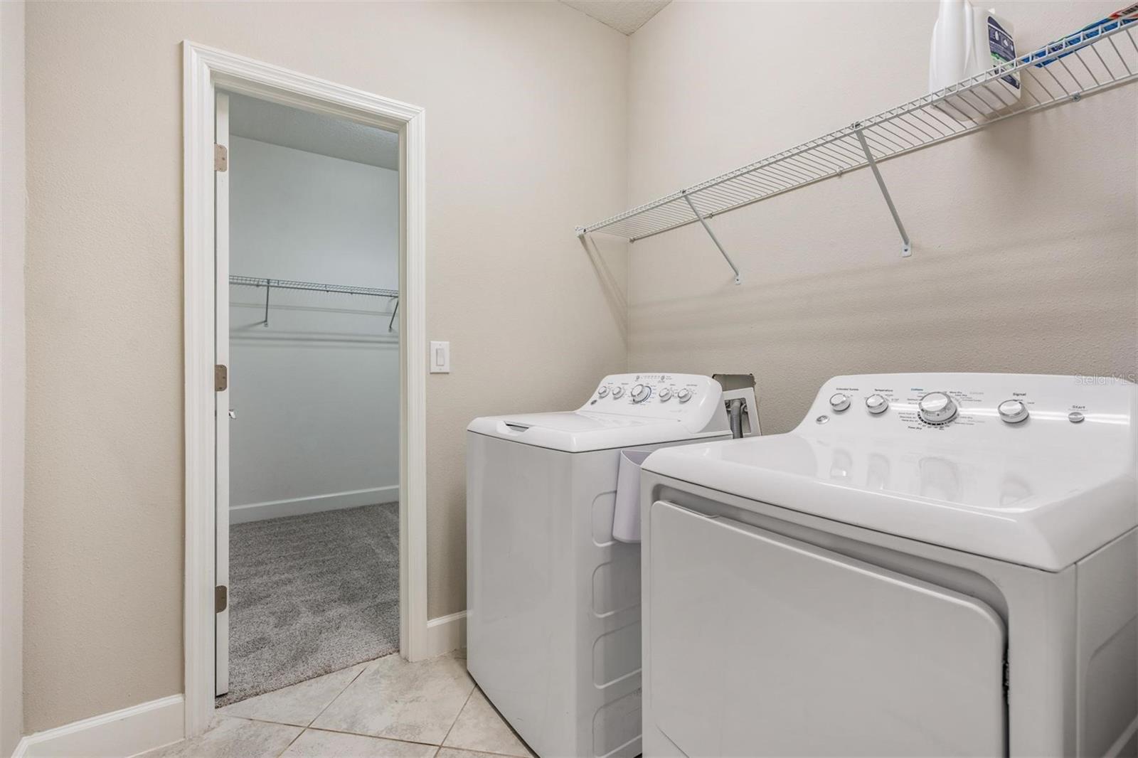 Image 25 of 45 For 10072 Victory Gallop Loop