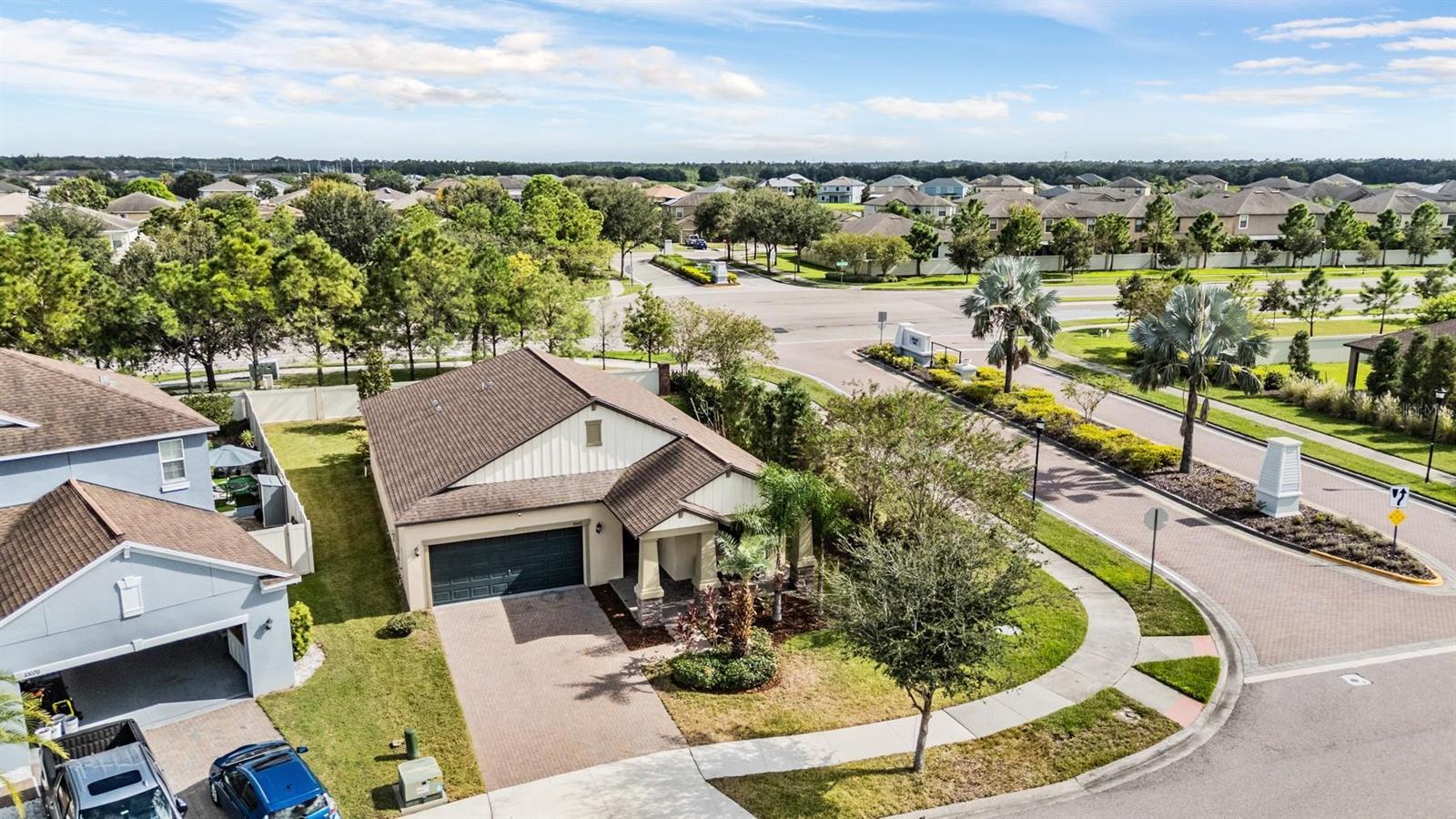 Image 31 of 45 For 10072 Victory Gallop Loop