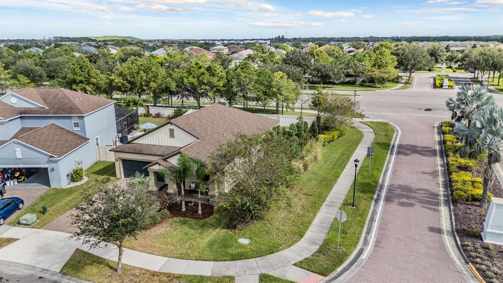 Image 32 of 45 For 10072 Victory Gallop Loop