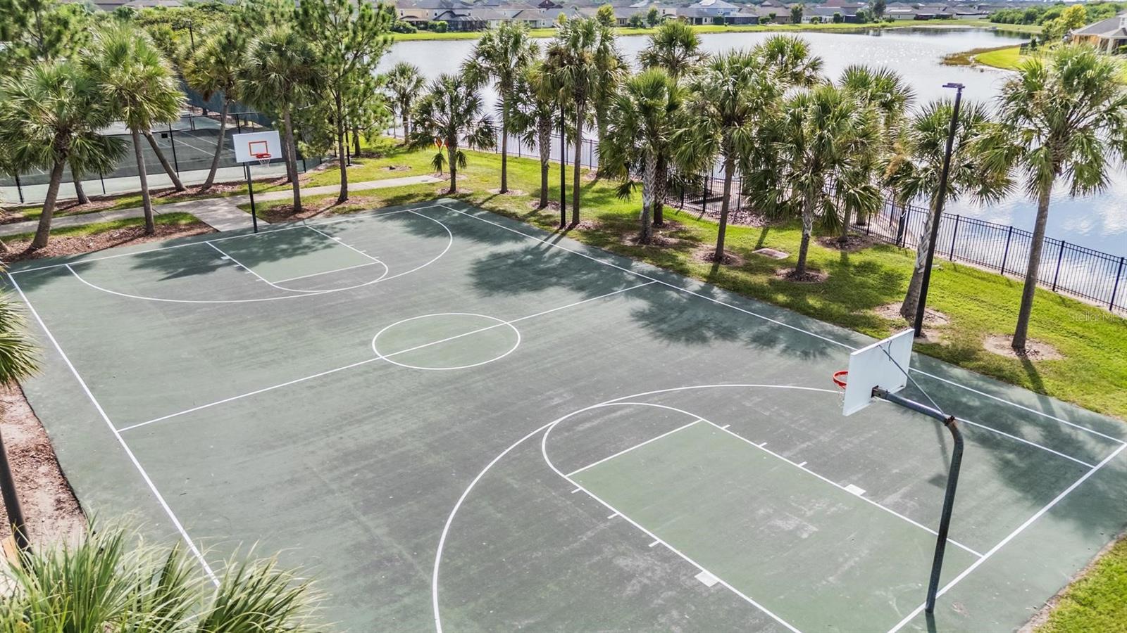 Image 41 of 45 For 10072 Victory Gallop Loop