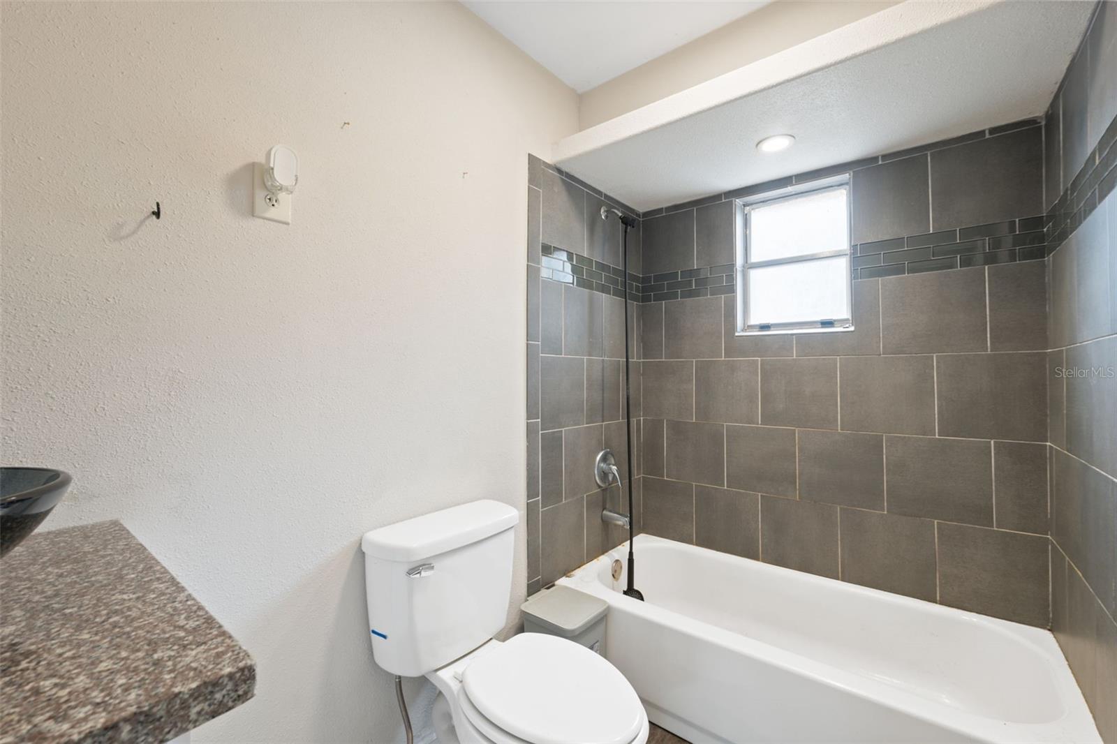 Image 14 of 30 For 1312 Tarpon Avenue