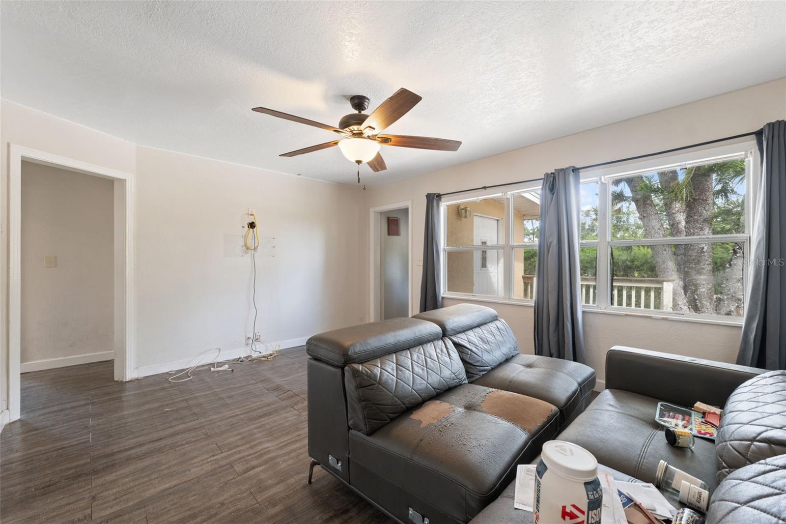 Image 4 of 30 For 1312 Tarpon Avenue