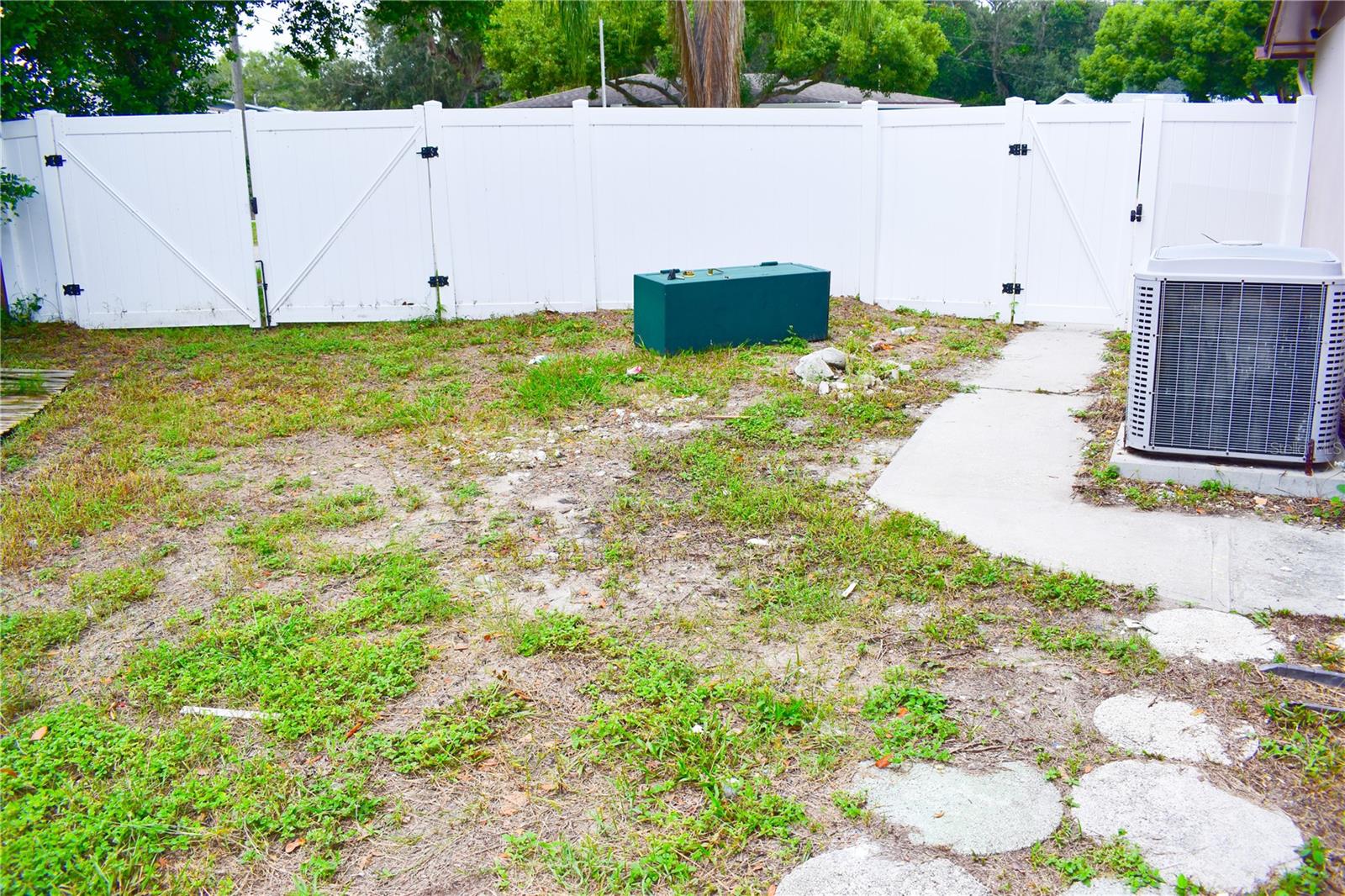 Image 5 of 12 For 5108 Sandalwood Drive