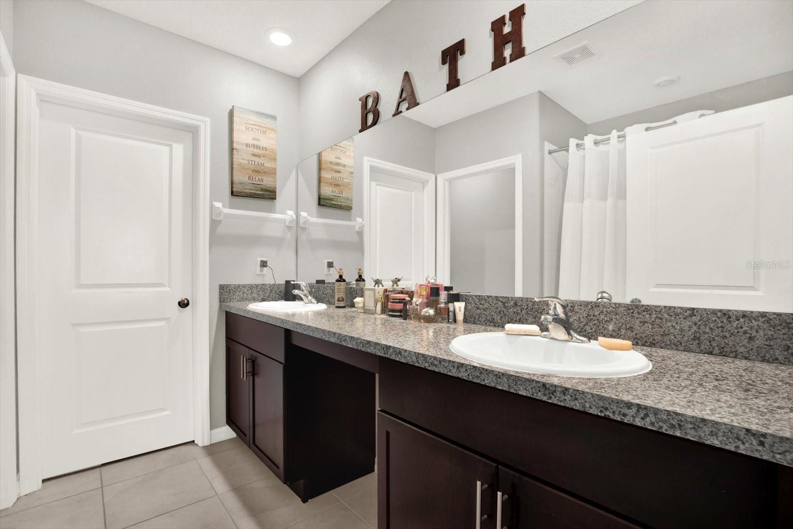 Image 15 of 17 For 7323 Canterbury Bells Court