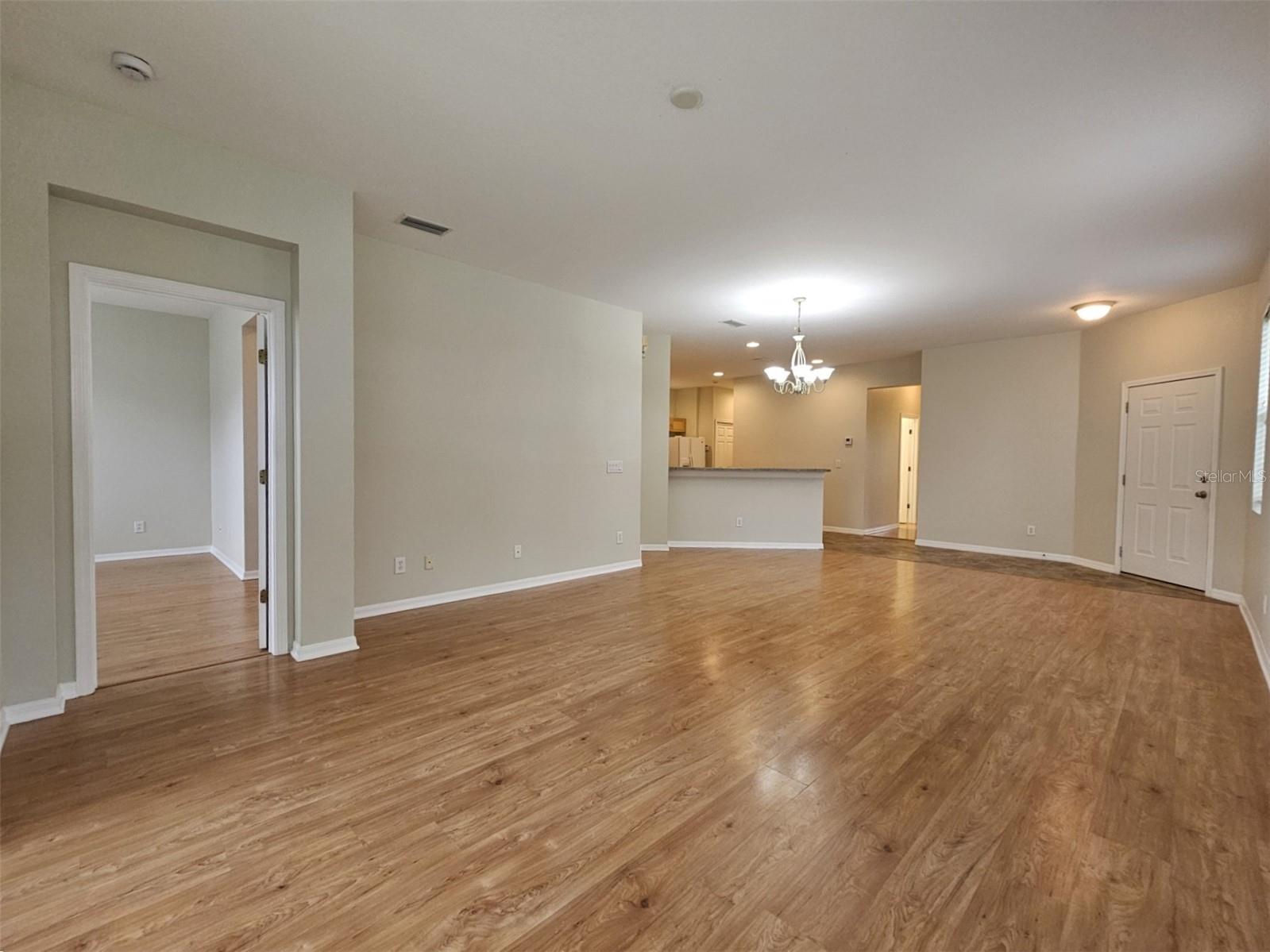 Listing photo id 10 for 11406 Captiva Kay Drive