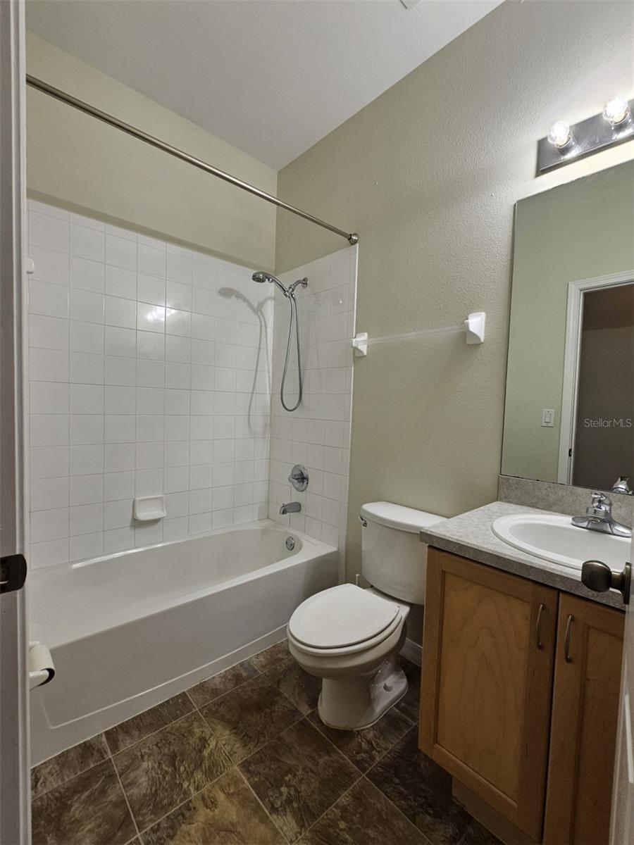 Listing photo id 21 for 11406 Captiva Kay Drive